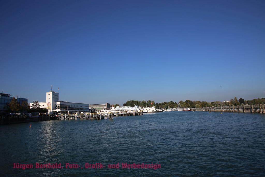 Lakeside Smoker-Apartment Friedrichshafen Exterior foto